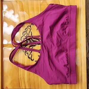 NWOT Lululemon Energy bra size 10 Magenta Pink Purple Color